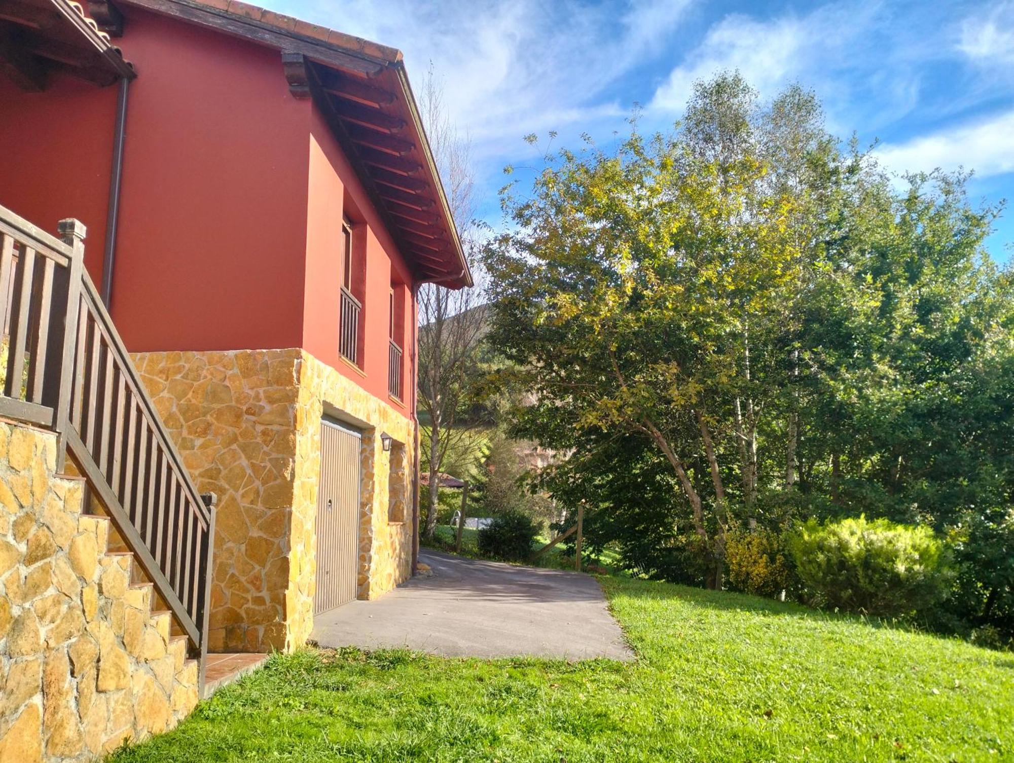 Gasthaus La Casa De Nuria Onís Exterior foto